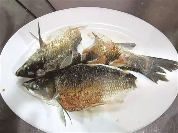 【杭幫菜】西湖醋魚（圖解）