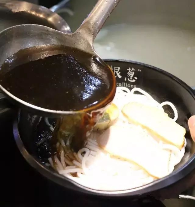 【特色面食】鹵肉米線