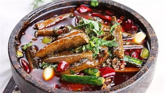 【家常菜】石鍋鱔片