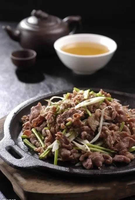【湘菜】鐵板生烤羊肉