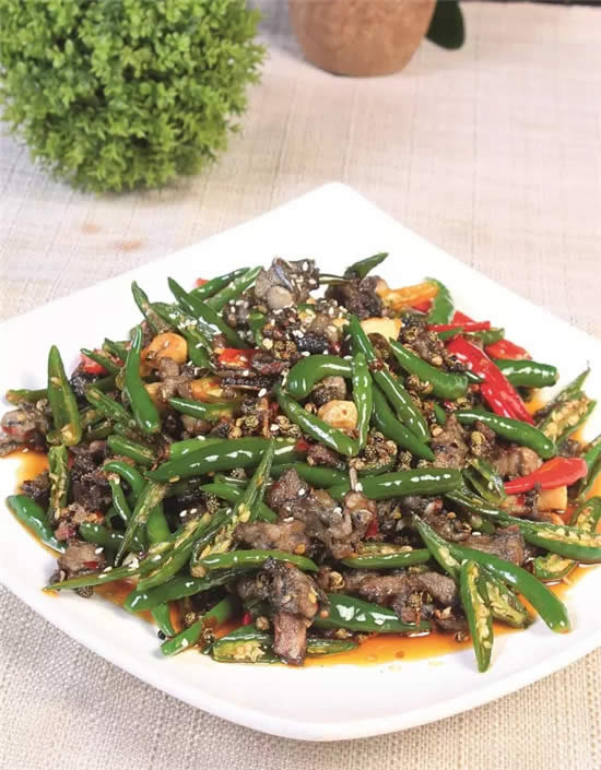 【家常菜】雙福尖椒雞
