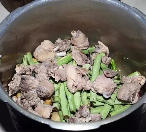 【農(nóng)家菜】黃燒鵝