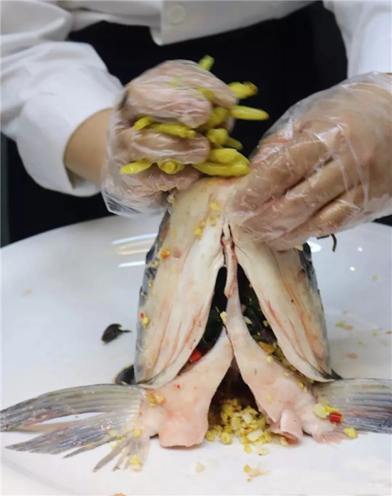 【熱賣菜】壇宗紫蘇貢椒魚頭
