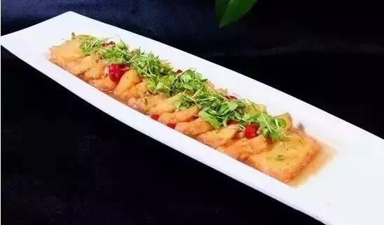 【創新菜】香椿鍋塌豆腐