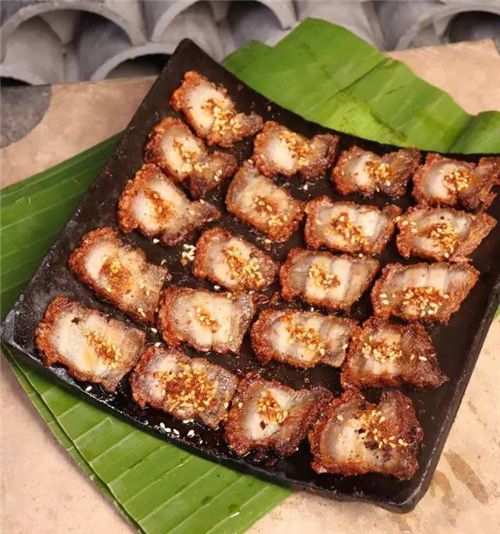 【滇菜】獨龍族瓦片烤肉