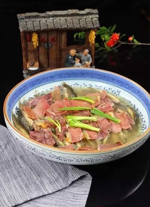 【家常菜】火腿蒸泥鰍
