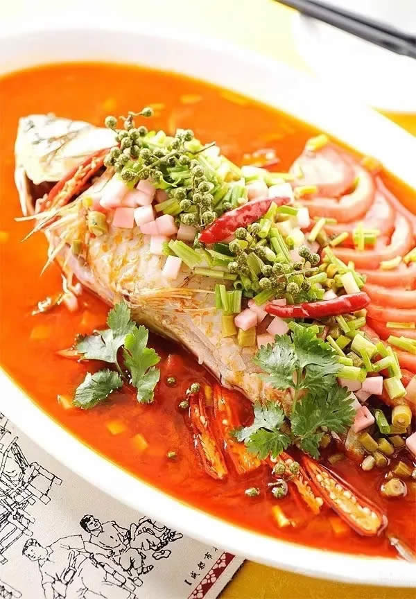 【家常菜】泡菜燒鯽魚