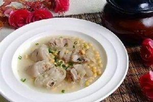 黃豆酸菜煨蹄花