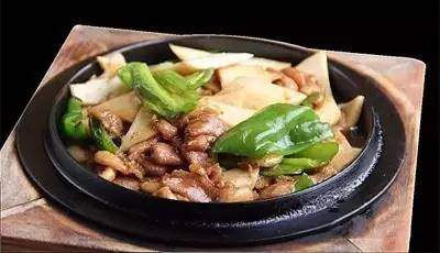 【江湖菜】石鍋鮮菌鵝柳