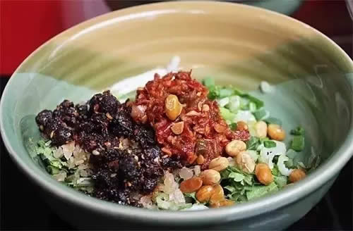 【江湖菜】麻辣肥腸魚