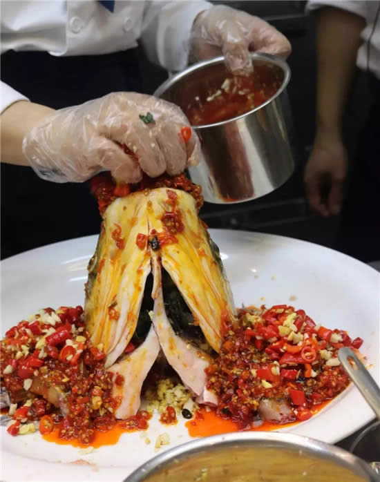【熱賣菜】壇宗紫蘇貢椒魚頭