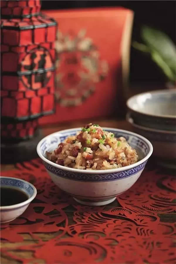 【喜慶粵菜】臘味糯米飯.jpg