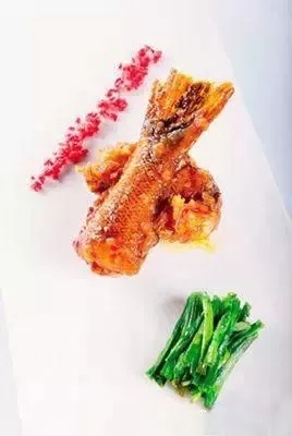 【創(chuàng)新菜】蔥香燒軟棘條魚
