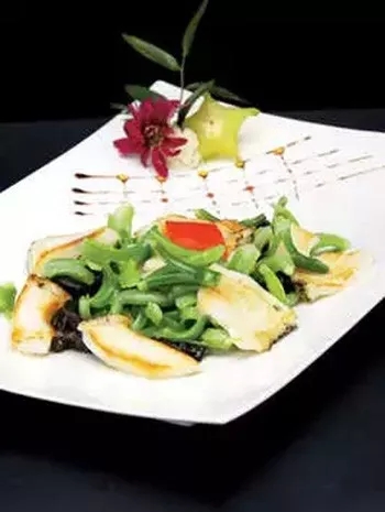 【粵菜】芥蘭炒鱈魚