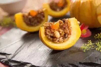 【創新粵菜】迷你南瓜釀鮑汁糯米飯.jpg