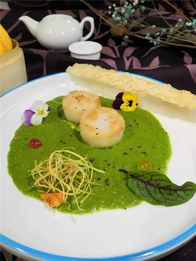 【創(chuàng)新菜】蔬汁慢烹澳洲帶子