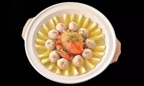 【酒樓菜】一品肉蟹煲