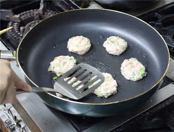 【家常菜】香煎蜆肉餅
