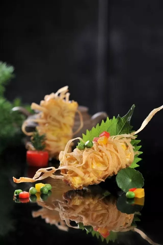 【創(chuàng)新菜】法式鵝肝卷