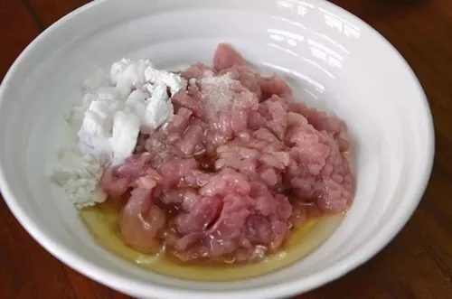 【魯菜】奶湯核桃肉