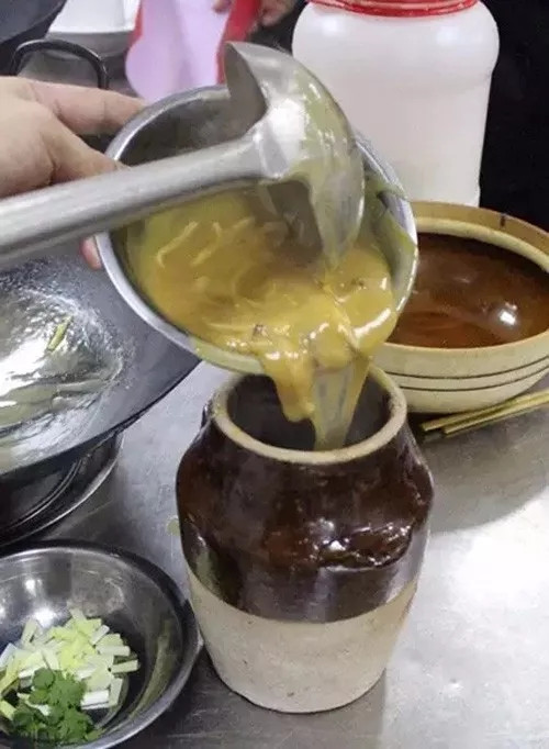 【招牌菜】罐罐糊辣湯