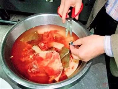 【熱賣(mài)菜】石鍋生焗甲魚(yú)