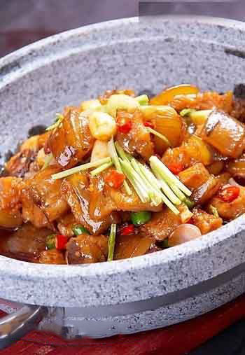 【湘菜】石鍋鱷魚肉