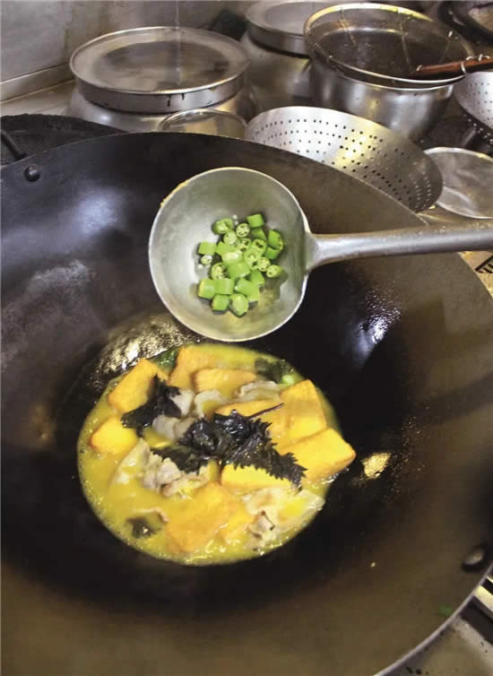 【改良菜】紫蘇煎雞蛋豆腐（圖解）