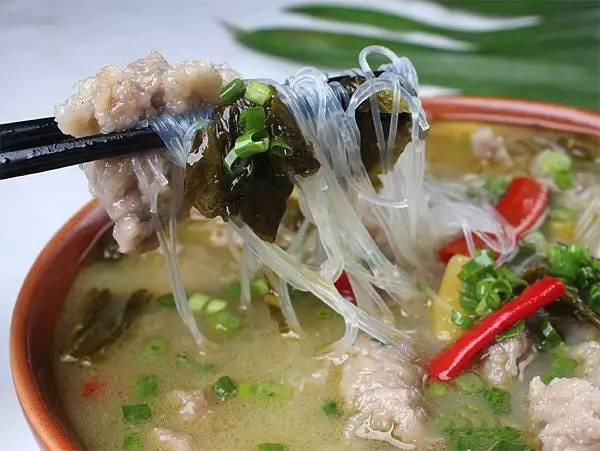 【農家菜】酸菜粉絲滑肉湯