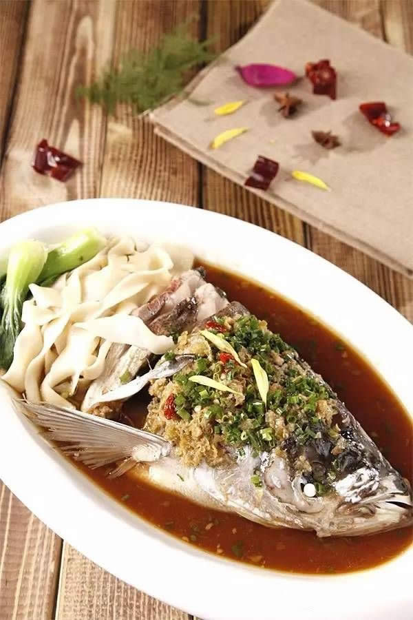 【豫菜】魚頭伴面