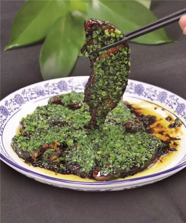 【創(chuàng)新菜】叉燒醬燒長(zhǎng)江鮰魚