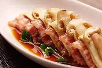 【創(chuàng)新粵菜】松茸南風(fēng)肉蒸百葉