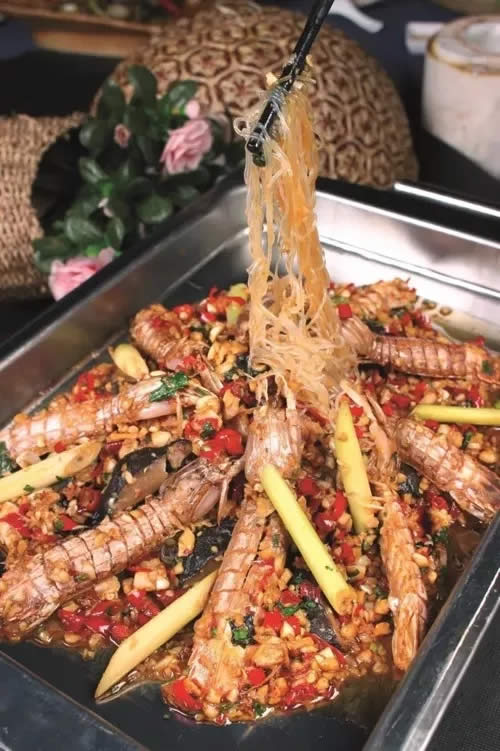 【創(chuàng)新菜】蒜香滿屋皮皮蝦