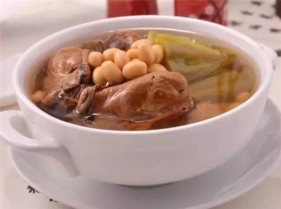 【靚湯】涼瓜黃豆煲蠔豉