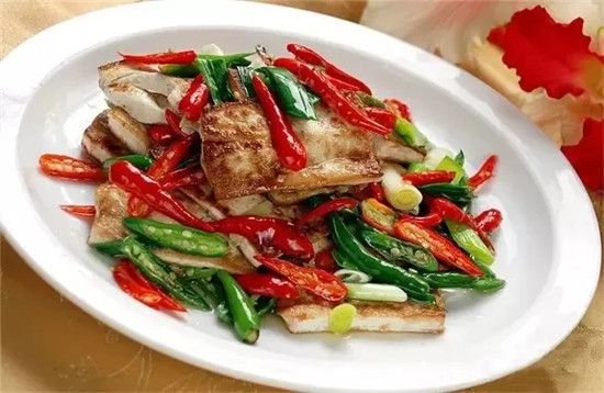 【熱賣菜】尖椒炒老豆腐
