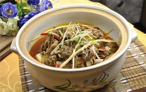 【創(chuàng)新菜】筋頭巴腦羊排鍋