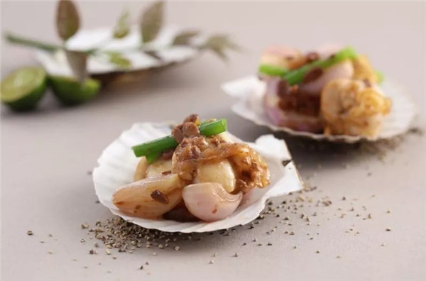 【創(chuàng)新菜】甘蔥醬爆扇貝