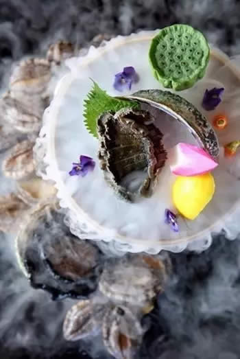 【粵菜】清酒冰鎮新西蘭黑金鮑魚