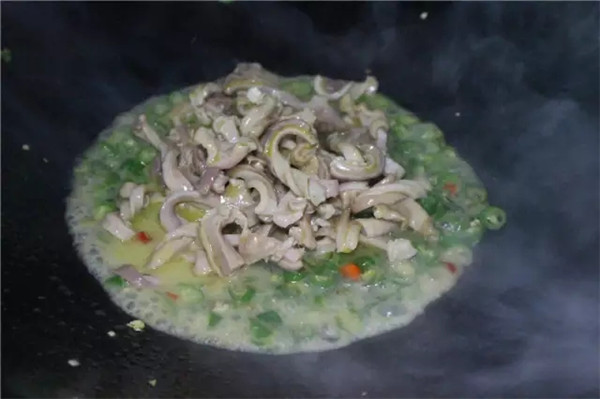 【熱賣菜】平鍋禾花魚豬肚