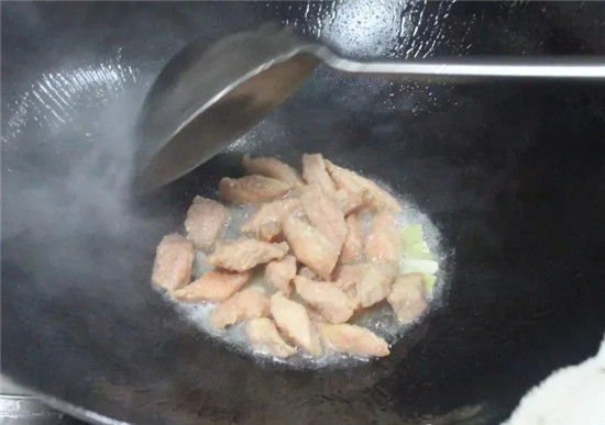 【改良菜】芙蓉脆爽肉（圖解）