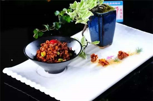 【創新涼菜】美極香辣菊花脆腸