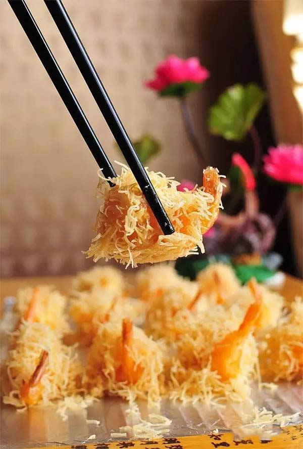 【川菜】金絲蝦球
