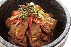 椒香川味牛仔骨