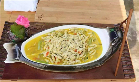 原來豆蟲的營養賽人參，難怪賣得比肉還貴！