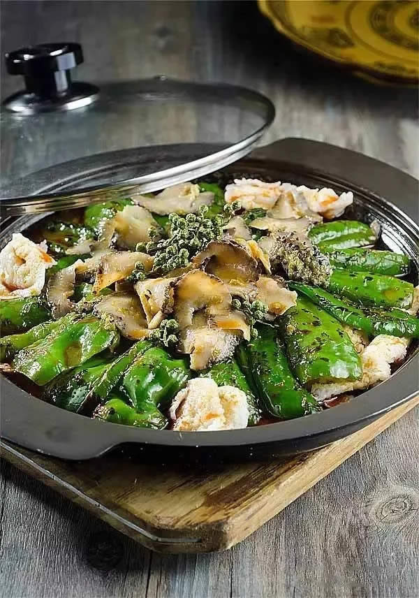 【招牌菜】燒椒海參
