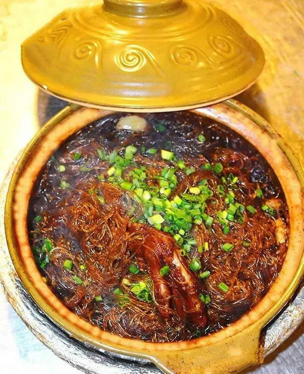 【創(chuàng)新菜】川版鵝掌撈粉絲