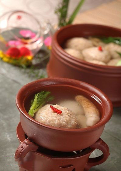 【創(chuàng)新菜】珍菌獅子頭