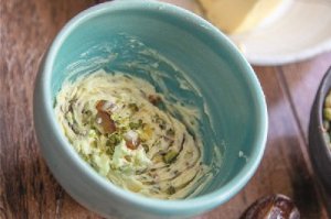 神奇的調(diào)味黃油：茉莉花煙熏味、辣椒豆豉味，很多人都沒見過！
