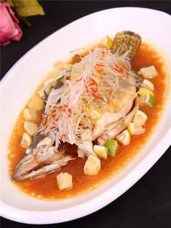 【粵菜】鮮檸檬蒸桂魚