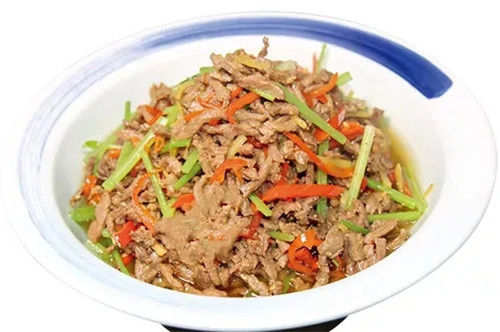 【湘菜】有機芹菜炒黃牛肉